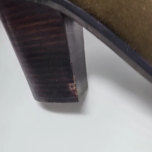 Olive Green Women's Boots - Picture 6 of 7